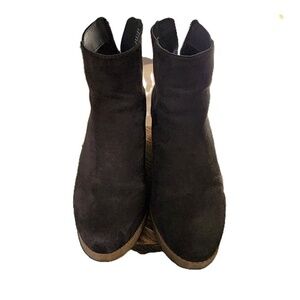 Dolcetta Rogers‎ Brown Suede Boots Size 6M